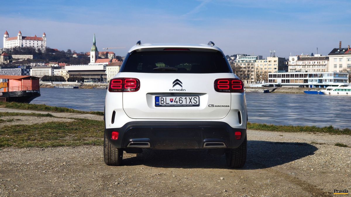 Citroën C5 Aircross sa vyznačuje robustnými a...