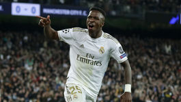 Poď a neobzeraj sa! Hrdinom Realu je odvážny mladík