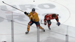 Fíni riešia brutálny zákrok. Český obranca možno ukončil kariéru nádeji Detroitu 