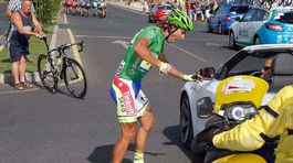 Bicyklom do hlavy. Keď v pelotóne prasknú nervy