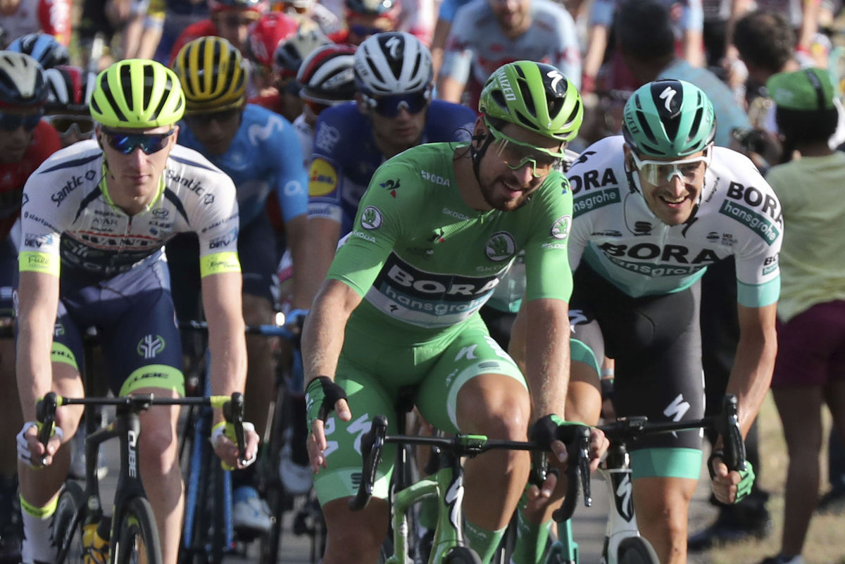 Peter Sagan s kolegami z tímu Bora-Hansgrohe.