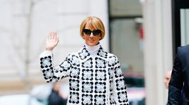 Všetky oči na mňa! Celine Dion v uliciach rozkvitla, neprehliadne ju nik