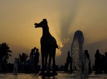 Saudská Arábia, kôň, socha,