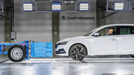 Škoda otvorila nové nárazové laboratórium. Zvládne aj elektromobily