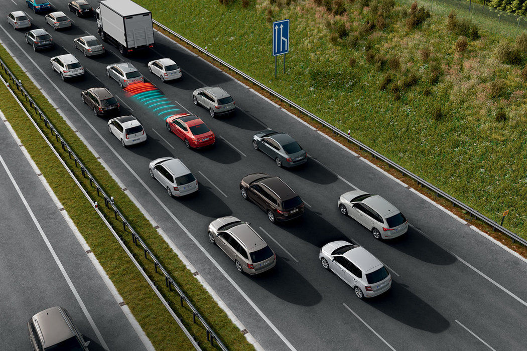 Ak všetko funguje, systémy ADAS nás chránia...