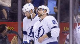 Play off NHL sa začalo divočinou. Černák hral skoro 50 minút, Chárov duel posunuli