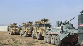  Esper: Po raketovom útoku v Iraku "sú na stole všetky možnosti"