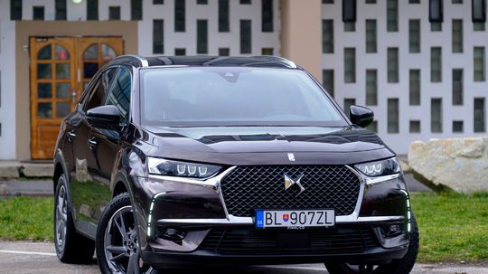 DS 7 Crossback 1,6 PureTech 225 - test 2020