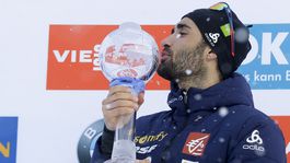 Fourcade sa rozlúčil triumfom, celkovým víťazom Bö