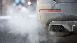 Hanba: Slovensko má druhé najvyššie emisie z nových áut v EÚ. Môže za to benzín