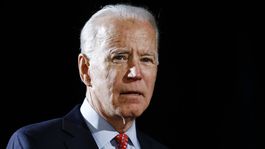 Exprezident Obama podporil Bidena