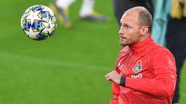 Ulice sú plné, vláda mlčí. Je to šialenstvo, píše z Ruska nemecký futbalista