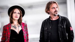 Anglické texty sú už minulosť