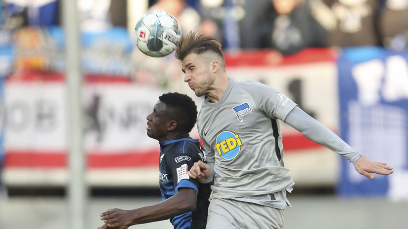 Peter Pekarík (vpravo) pôsobí v Herthe Berlín...