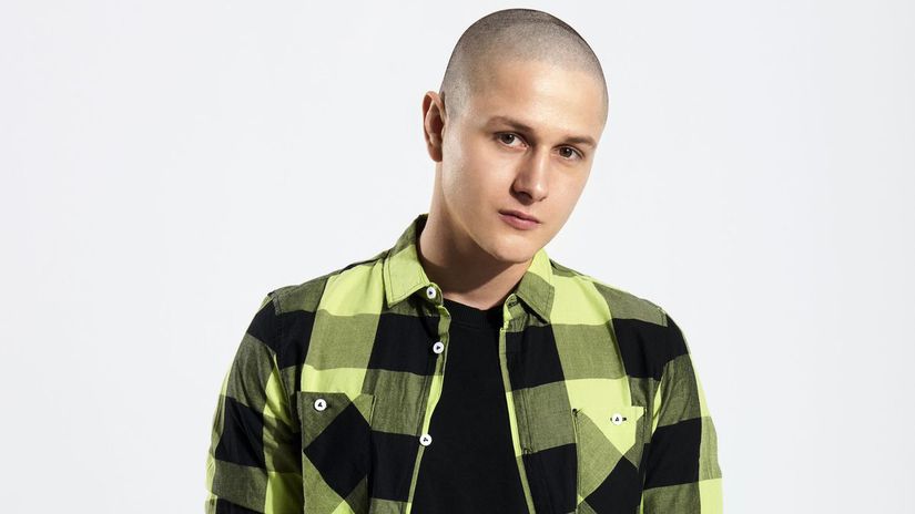 Herec Peter Kiss zo seriálu Červené pásky. 