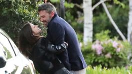 Affleck chce priateľku zoznámiť s deťmi! Dovolí mu to však bývalka Garner?