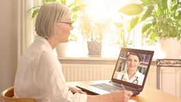 Ako si umývať ruky a ako nasadiť rúško? Čo robiť a nerobiť v domácej izolácii?