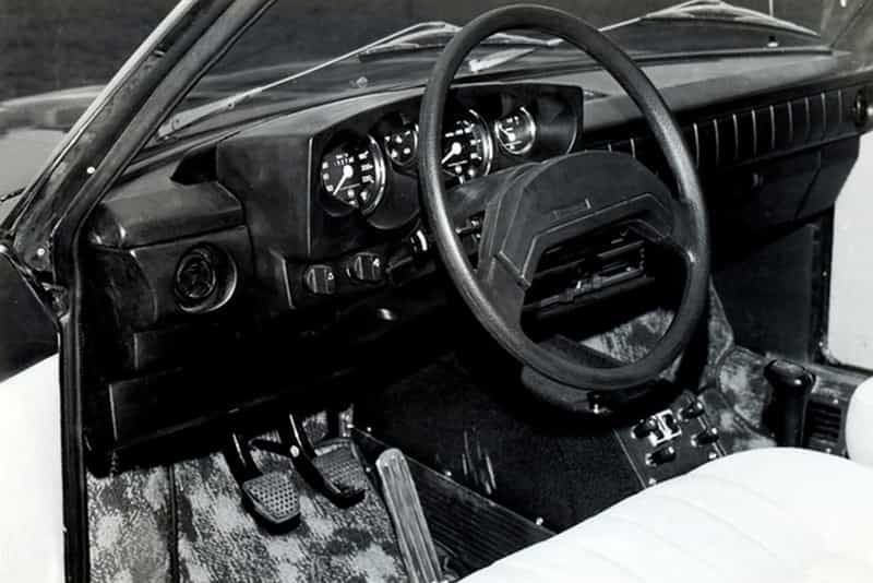 Tatra 613