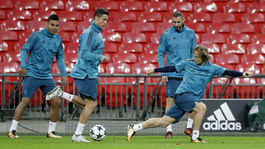 Prvý tréning bol aj posledným. Tínedžer sa mal ukázať, tak skosil Ronalda