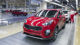 Slovensko zaplatí firmám za udržanie pracovných miest