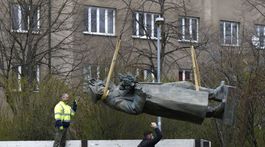 V Prahe odstránili sochu sovietskeho maršala Koneva