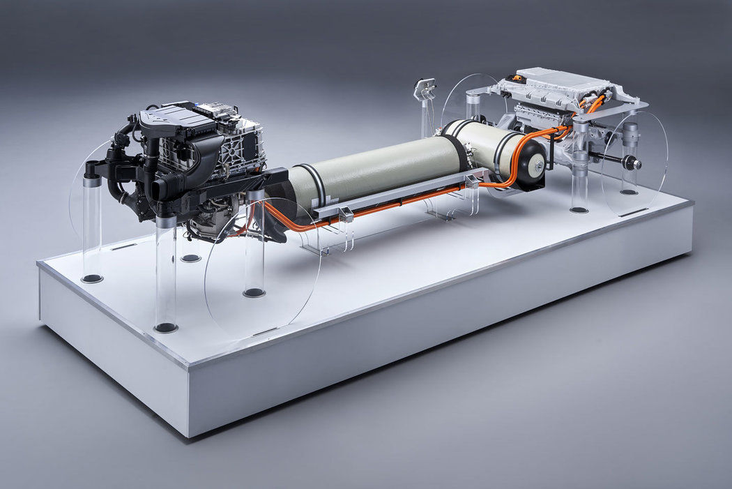 Vodíková technológia sériového BMW X5 s...