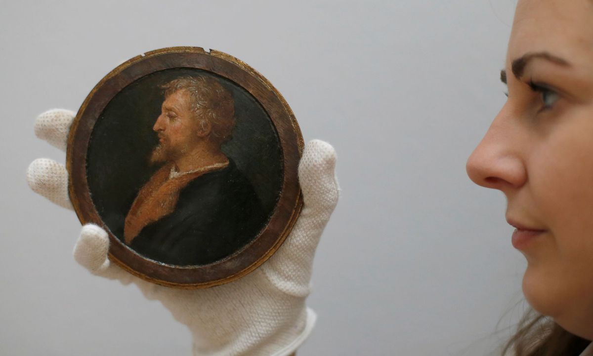 Medailón s miniatúrnym obrazom Rafaelovho...