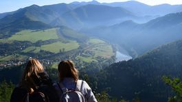 Štát prispeje na dovolenky doma. Zaplatí rekreačné poukazy za firmy