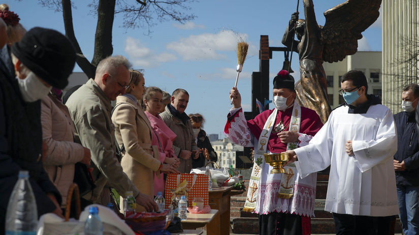 Bielorusko Veľká Noc Jedlo Požehnanie kňaz