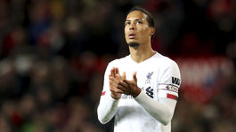 Zomieral, mal napísaný závet. Mama zachránila Van Dijka 