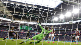 Vírus vyhladoval futbalové mešce. Kluby prevracajú každé euro