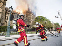 Notre Dame, Paríž, požiar, hasiči