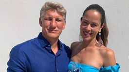 Krásna Ivanovičová na letnej vlne! Modrá jej pristane, nielen manžel je z nej paf