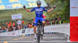 Cyklistická móda pre tento rok? Opálenie v tvare dánskej vlajky