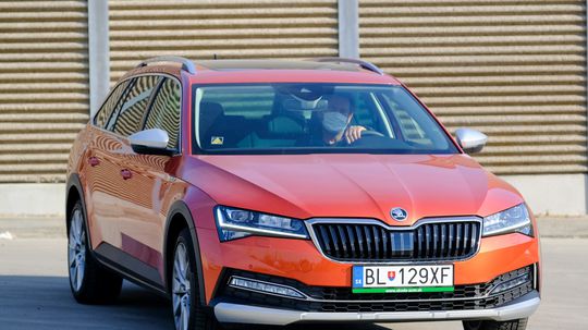 Škoda Superb Scout 2,0 TSI - test 2020