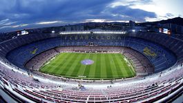 Po Venglošovi túžila slávna Barcelona. Stopli ho komunisti