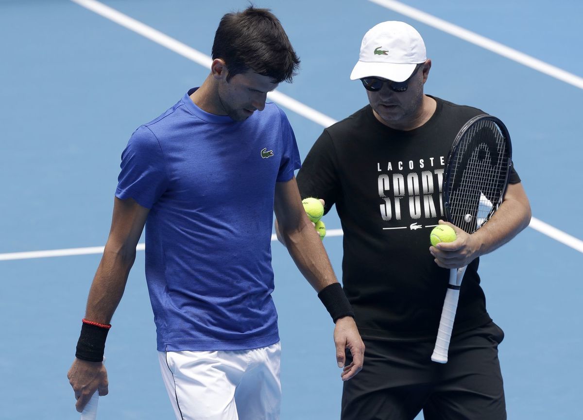 Novak Djokovič a jeho slovenský tréner Marián...