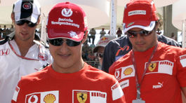 Nedotknuteľný Nemec. Podpíš sa aspoň tomu chlapcovi, prosil Schumachera