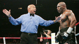 Železný Mike Tyson je späť v ringu. Plánuje „pár zápasov”