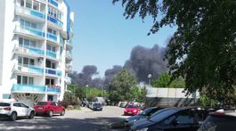 V bratislavskej Vrakuni horela budova stajne, behali tam splašené kone