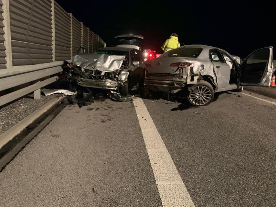 Policajti vlani na mieste uložili v blokovom...