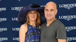 Rok 2012: Manželia Andre Agassi a Stefanie Graf na dostihoch ako ambasádori hodinárskej spoločnosti Longines.