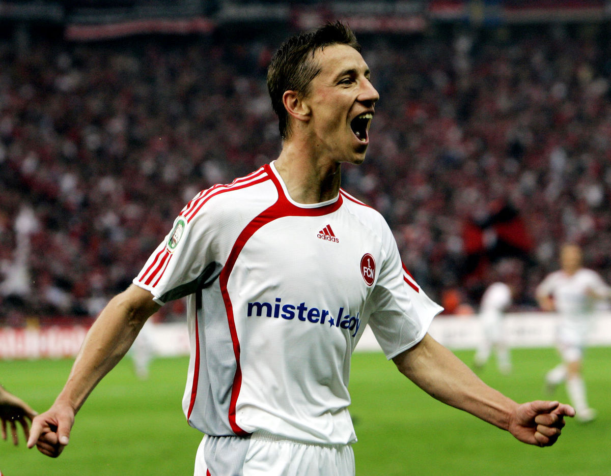 Máj 2007. Marek Mintál oslavuje gól Norimbergu...