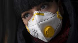 Nikto z členov vlády nás ohľadne predaja respirátorov neoslovil, tvrdia obchodníci