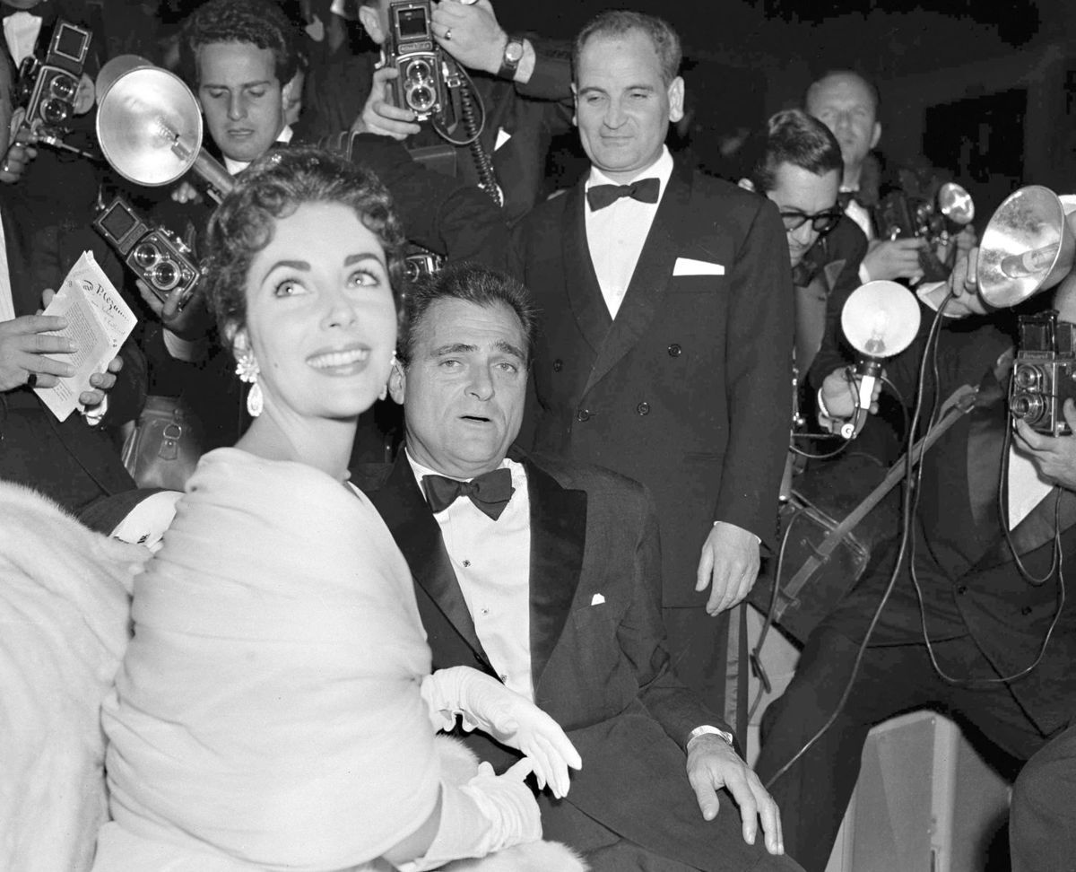 Záber z 2. mája 1955: Herečka Elizabeth Taylor...