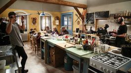 Rázny koniec korony v televíziách! V Čechách sa znova nakrúca, bez rúšok