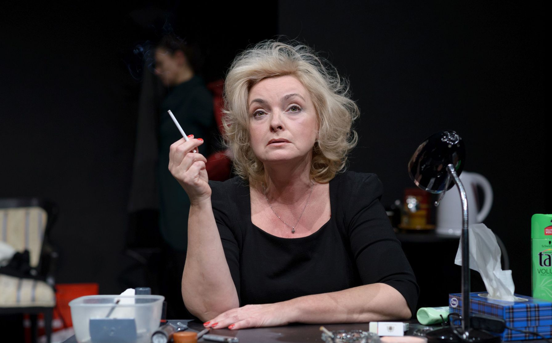 Herečka Eva Pavlíková ako Eva v komédii Dámska...