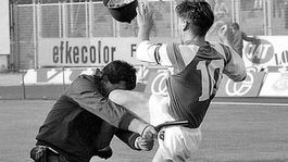 Bobana skoro zastrelili. Kopancom odštartoval vojnu