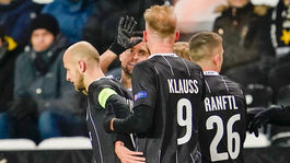 Pozor, skrytá kamera! Odhalila, ako klub porušuje pravidlá počas pandémie