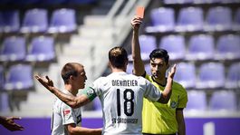 Dva mesiace čakal na reštart Bundesligy, potom sa nechal v 4. minúte vylúčiť